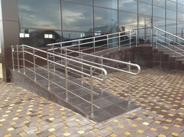 Перила для входной группы с двойным поручнем - fgospostavki.ru - Чита